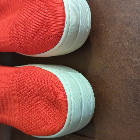 J/Slides Hilo Platform Knit Slip on - Picture 2 of 12